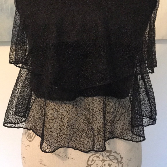 Charlotte Russe Lace Layered Black Crop Top - Picture 2 of 4